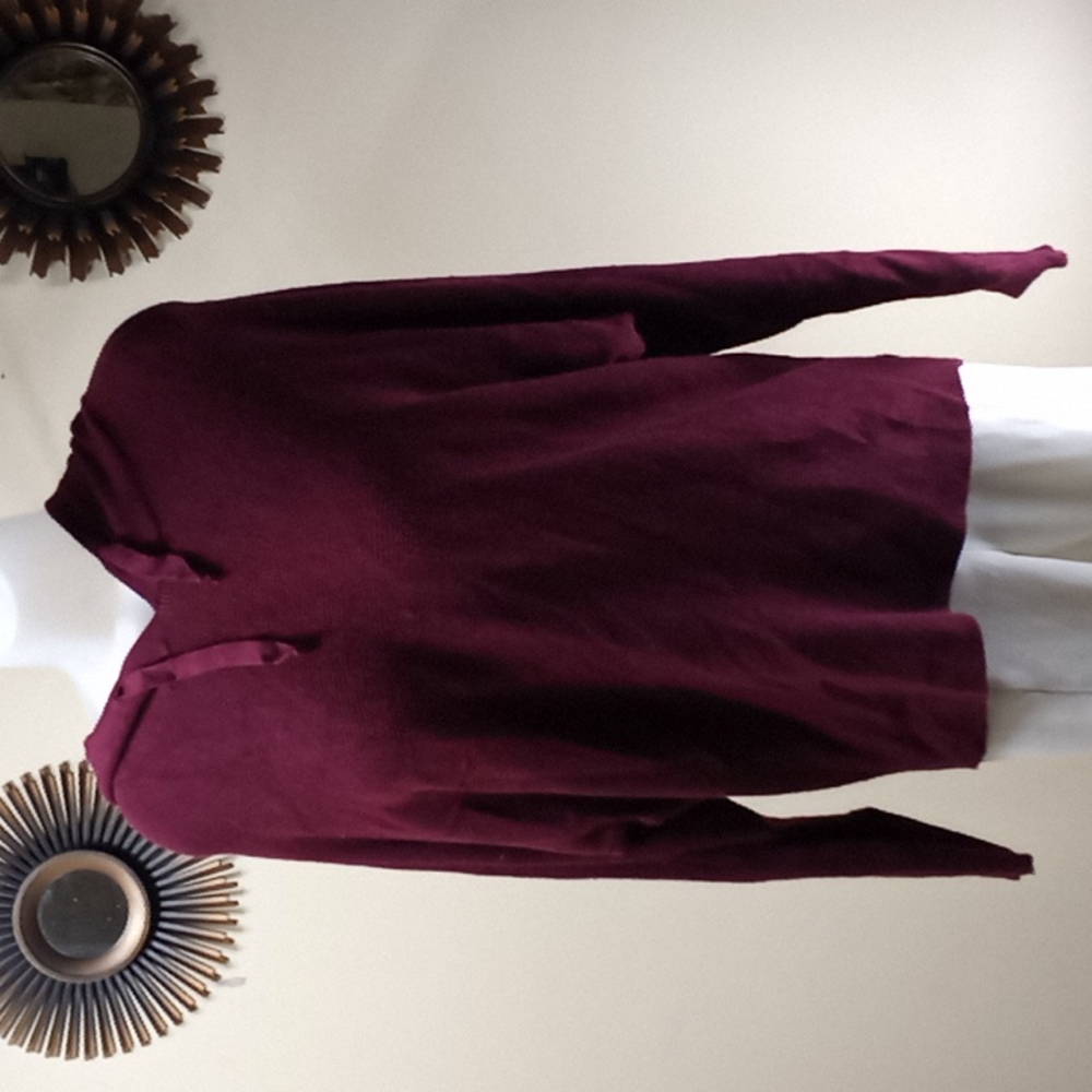 Cyrus top with hood sz.s